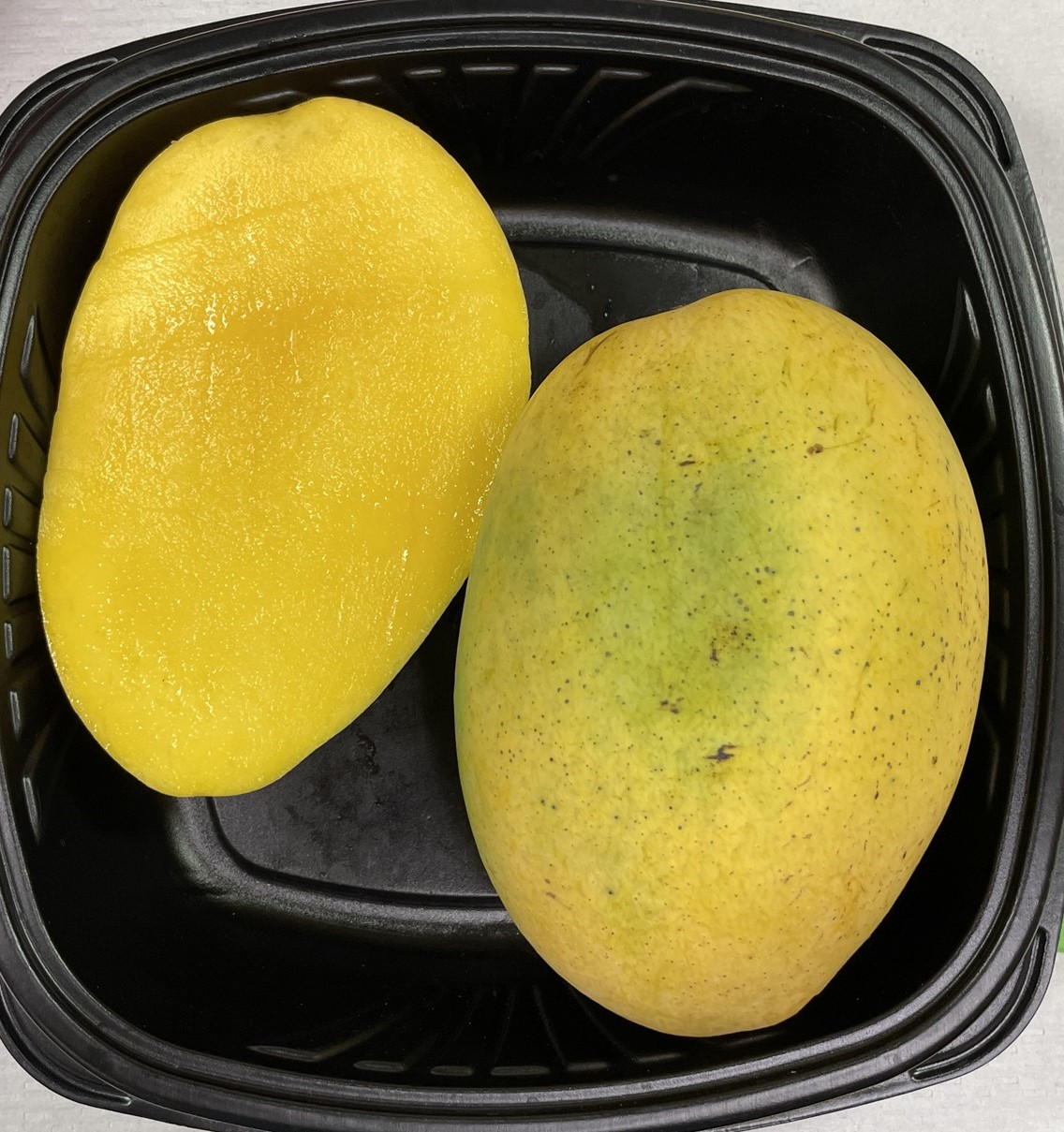 Mango Phenology - Duncan 2 - Photo credits: JH Crane